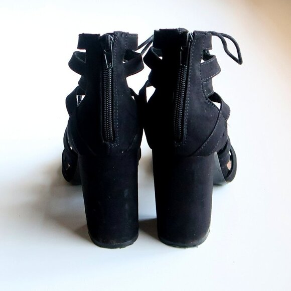 Steve Madden Black Suede Open Toe Lace Up Cut Out Block Heel Bootie Shoes Size 7 - Picture 5 of 14